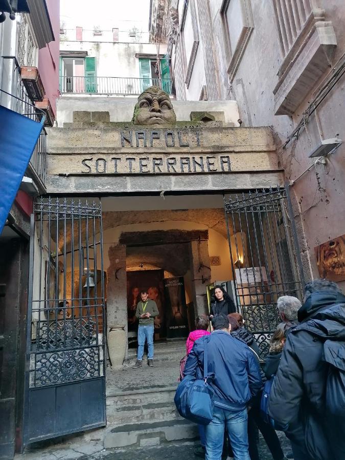 Aurora E Dad Naples Center B&B Εξωτερικό φωτογραφία