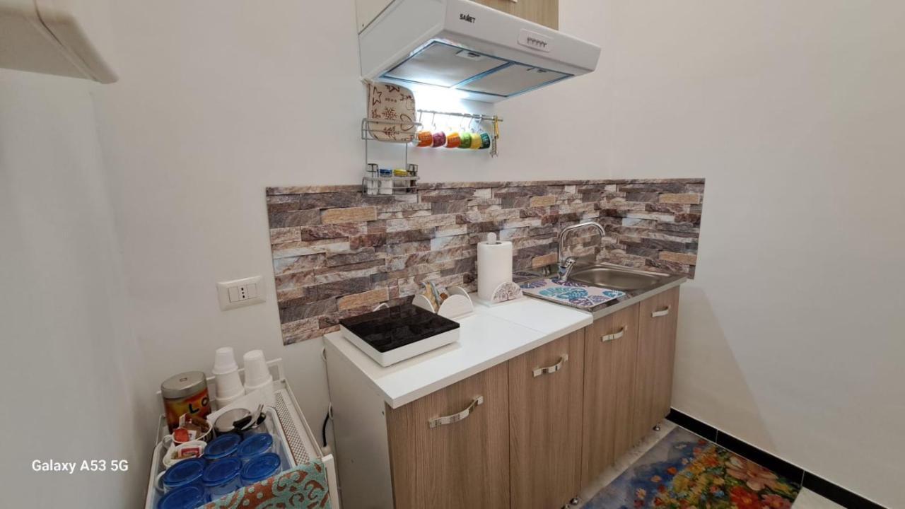Aurora E Dad Naples Center B&B Εξωτερικό φωτογραφία