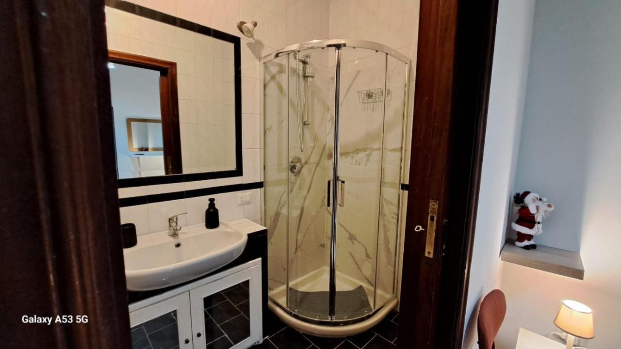 Aurora E Dad Naples Center B&B Εξωτερικό φωτογραφία