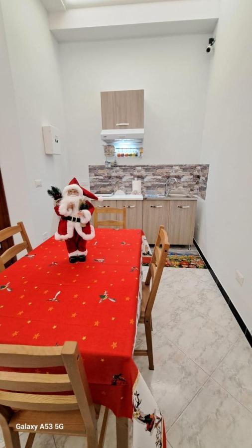 Aurora E Dad Naples Center B&B Εξωτερικό φωτογραφία